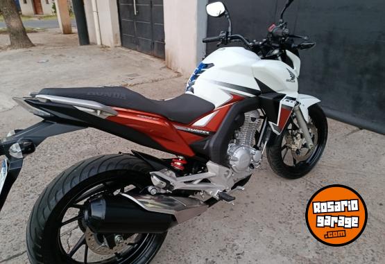 Motos - Honda cb 250 2019 Nafta 25000Km - En Venta