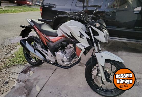 Motos - Honda cb 250 2019 Nafta 25000Km - En Venta
