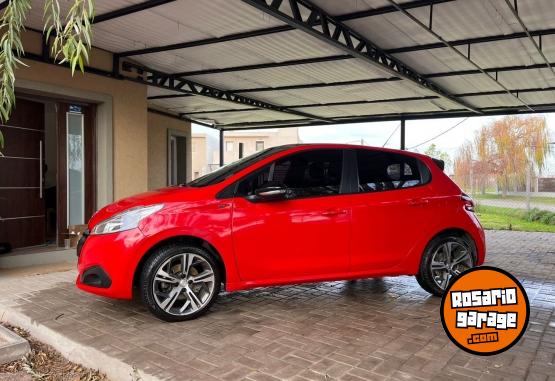 Autos - Peugeot 208 GT 2017 Nafta 170000Km - En Venta