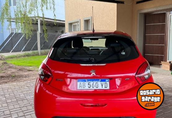 Autos - Peugeot 208 GT 2017 Nafta 170000Km - En Venta