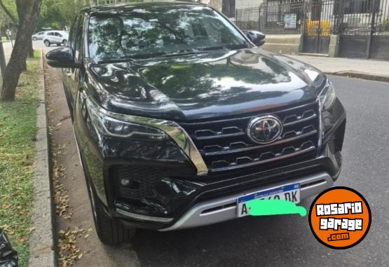 Camionetas - Toyota SW4 AT SRX 2021 Diesel 115000Km - En Venta