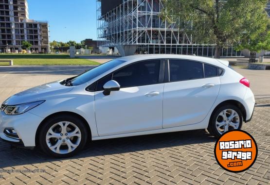 Autos - Chevrolet Cruze lt 2020 Nafta 100000Km - En Venta