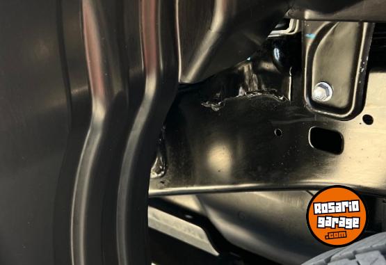 Camionetas - Toyota Hilux srx 4x4 at 2023 Diesel 29000Km - En Venta