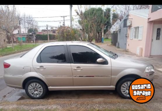 Autos - Fiat Siena atractive 2010 Nafta 140000Km - En Venta