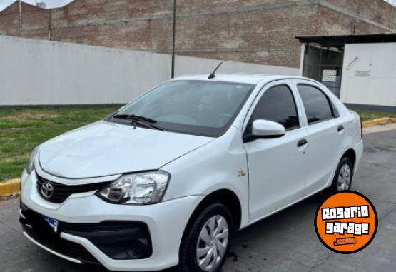 Autos - Toyota Dtios 2023 Nafta 11111Km - En Venta