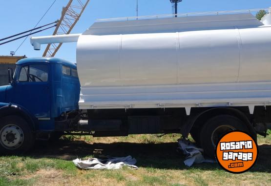 Camiones y Gr�as - Camion Mercedez Benz Mod. 1114 a�o 1970 con Tolva - En Venta