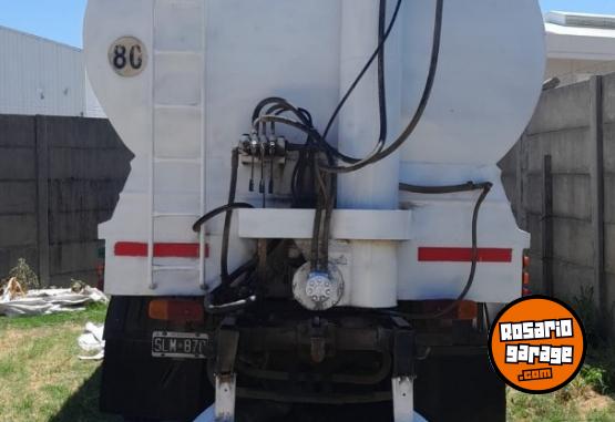 Camiones y Gr�as - Camion Mercedez Benz Mod. 1114 a�o 1970 con Tolva - En Venta