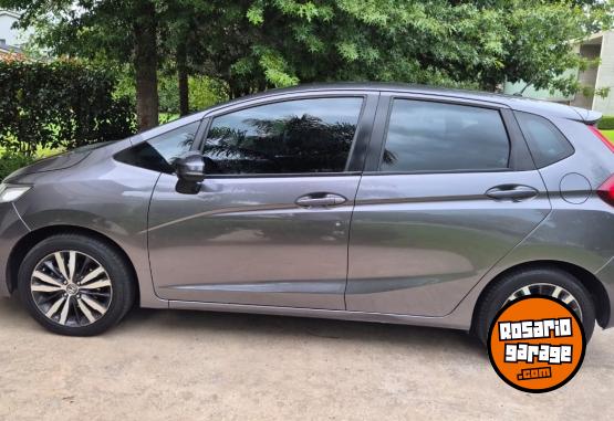 Autos - Honda Fit elx excelente permuto 2017 Nafta 82000Km - En Venta