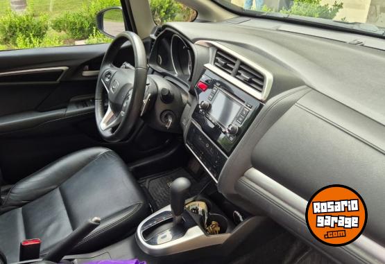 Autos - Honda Fit elx excelente permuto 2017 Nafta 82000Km - En Venta
