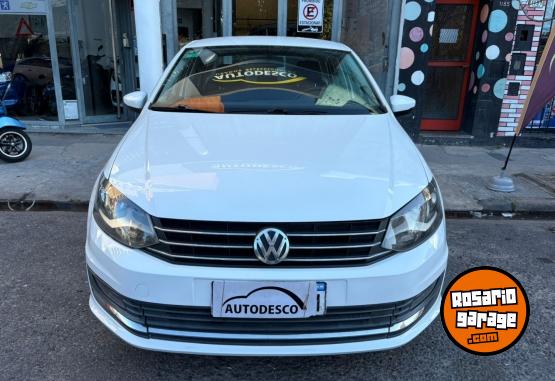 Autos - Volkswagen Polo Comfortline 2017 Nafta 110000Km - En Venta