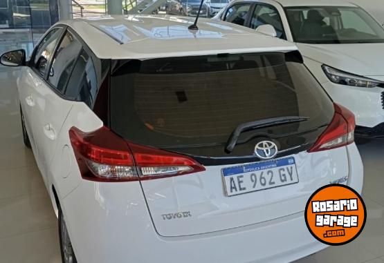 Autos - Toyota Yaris XLS 2021 Nafta 96000Km - En Venta