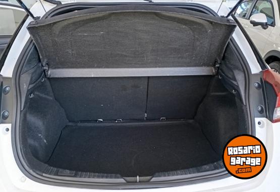 Autos - Toyota Yaris XLS 2021 Nafta 96000Km - En Venta