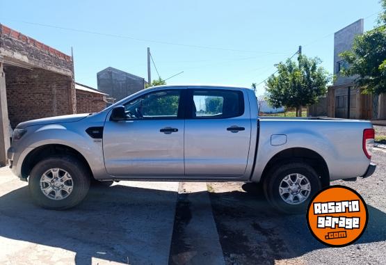 Camionetas - Ford Ranger xls 2017 Diesel 107000Km - En Venta