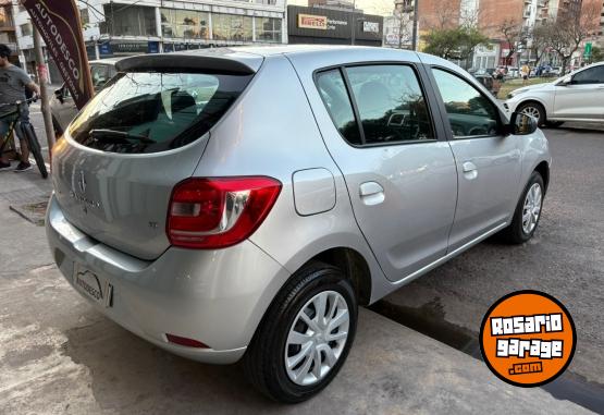 Autos - Renault Sandero Dinamique 2017 Nafta 105000Km - En Venta