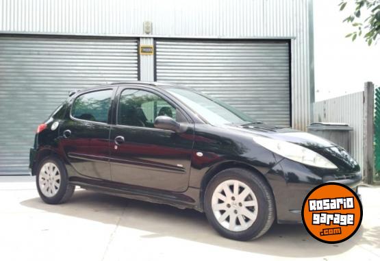 Autos - Peugeot 207 2011 Diesel 190000Km - En Venta