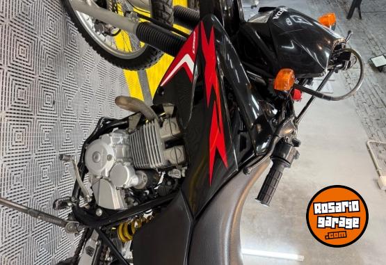 Motos - Honda Honda tornado 250 2020 Nafta 12700Km - En Venta