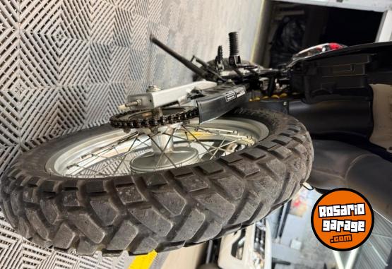 Motos - Honda Honda tornado 250 2020 Nafta 12700Km - En Venta