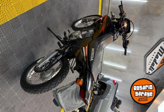 Motos - Honda Honda tornado 250 2020 Nafta 12700Km - En Venta