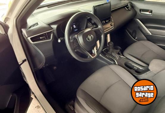 Autos - Toyota Corolla Cross 2022 Nafta 130000Km - En Venta
