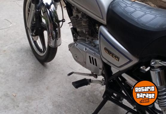 Motos - Suzuki Gn 125 2017 Nafta 30000Km - En Venta