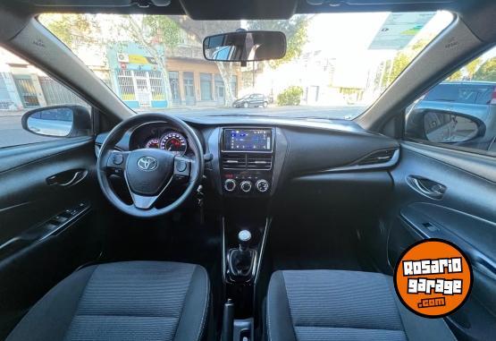 Autos - Toyota Yaris 2025 Nafta 40000Km - En Venta