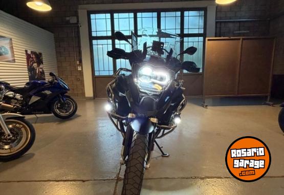 Motos - Bmw GS 1200 ADV TRIPLE BLACK 2017 Nafta 38500Km - En Venta