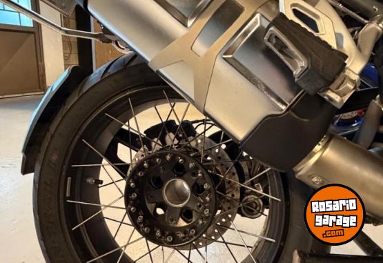 Motos - Bmw GS 1200 ADV TRIPLE BLACK 2017 Nafta 38500Km - En Venta