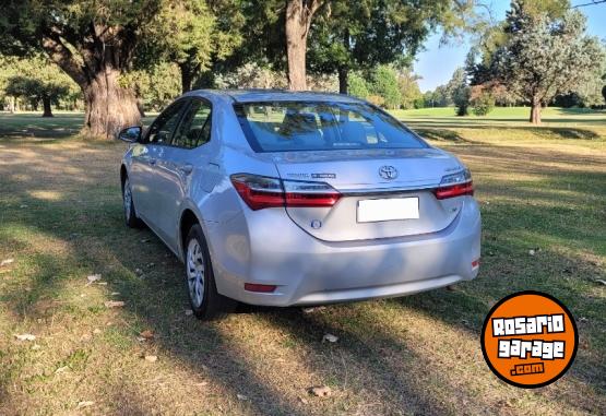 Autos - Toyota Corolla 2017 Nafta 160000Km - En Venta