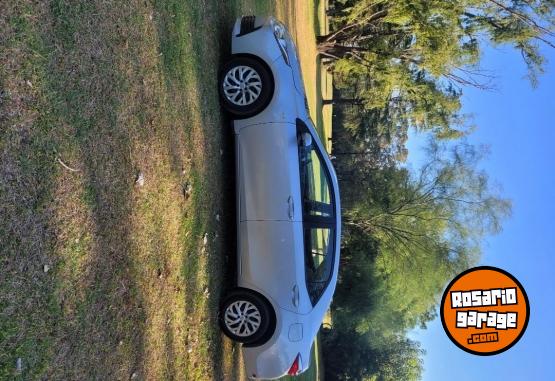 Autos - Toyota Corolla 2017 Nafta 160000Km - En Venta