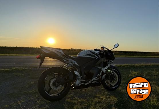 Motos - Honda Cbr 600 rr edici�n limit. 2010 Nafta 47000Km - En Venta