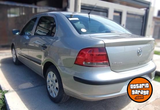 Autos - Volkswagen Voyage 2011 Nafta 188000Km - En Venta