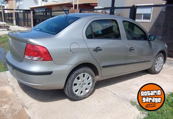Autos - Volkswagen Voyage 2011 Nafta 188000Km - En Venta