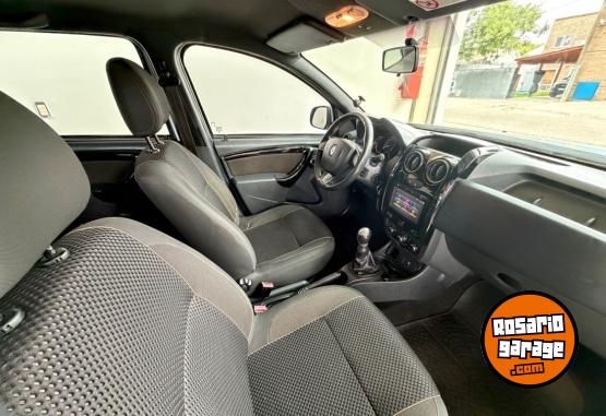 Autos - Renault Duster Privilege 2.0 2019 Nafta 144000Km - En Venta