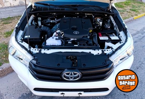 Camionetas - Toyota Hilux 2.4 DX 4x2 2025 Diesel 0Km - En Venta