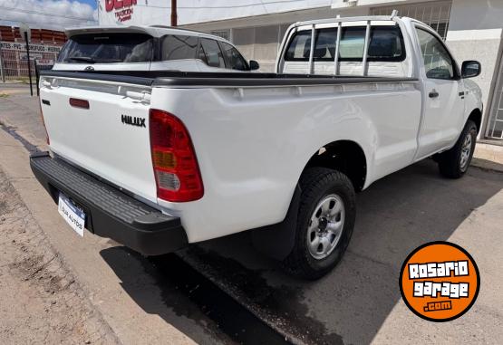 Camionetas - Toyota Toyota HILUX 2011 Diesel 165000Km - En Venta