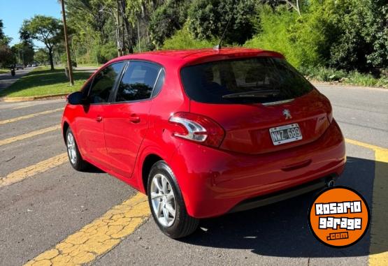 Autos - Peugeot 208 allure Touch Screen 2014 Nafta 161000Km - En Venta