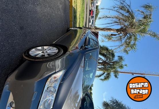 Autos - Toyota Camry 2014 Nafta 170000Km - En Venta