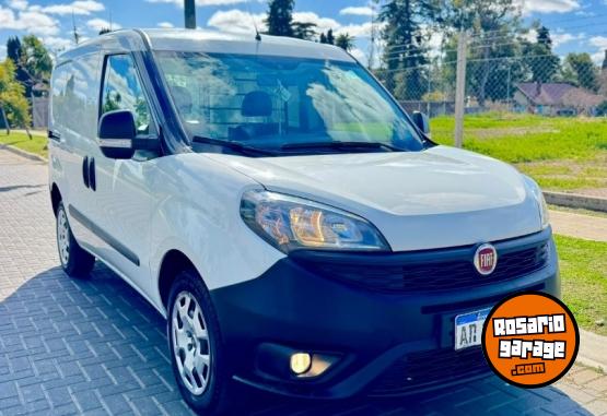 Utilitarios - Fiat Doblo 2018 Nafta 98000Km - En Venta