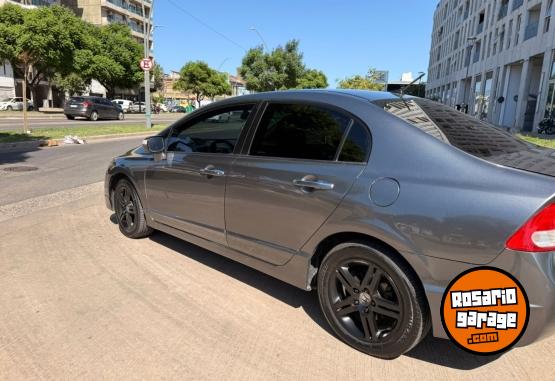 Autos - Honda Civic 2011 Nafta 120000Km - En Venta