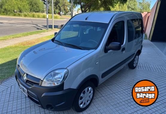 Utilitarios - Renault KANGOO AUTHENTIQUE 1.6 2015 Nafta 40000Km - En Venta