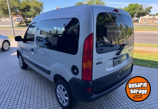Utilitarios - Renault KANGOO AUTHENTIQUE 1.6 2015 Nafta 40000Km - En Venta