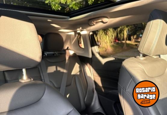 Camionetas - Jeep Compas limited 2024 Nafta 30000Km - En Venta