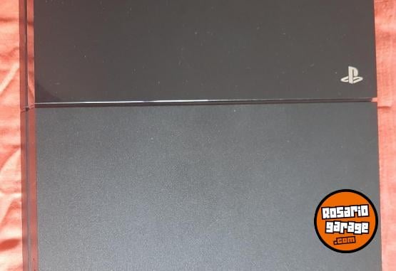 Electr�nica - PS4 Fat con Sistema 11.50 1 joystick y dos juegos con caja. - En Venta