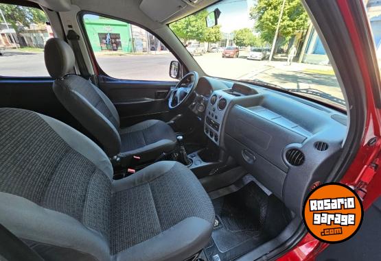 Utilitarios - Citroen BERLINGO MIXTO 5 ASIENTOS 2018 Diesel 120000Km - En Venta