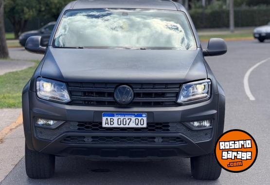 Autos - Volkswagen Amarok Highline 4x2 motor 2017 Diesel 144000Km - En Venta