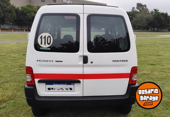 Utilitarios - Peugeot Partner Confort 1.6  16v 2018 Nafta 28284Km - En Venta