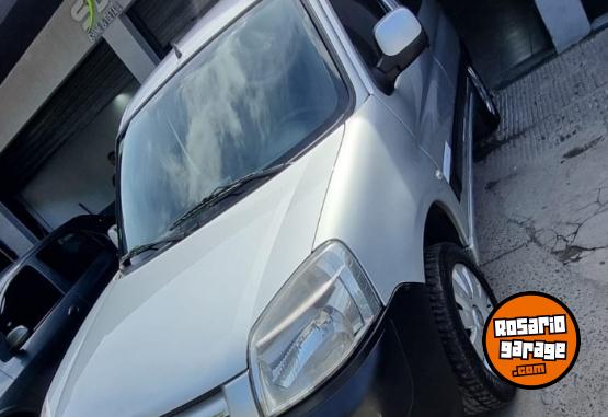 Utilitarios - Citroen Citro�n Berlingo 1.6 2017 Diesel 170000Km - En Venta