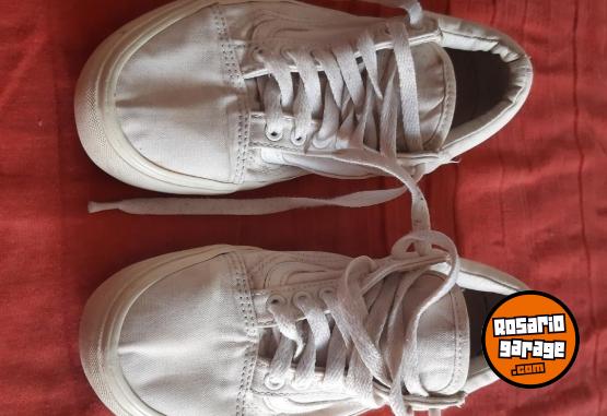 Indumentaria - Zapatillas Femeninas Vans Originales Talle 36 Como nuevas - En Venta