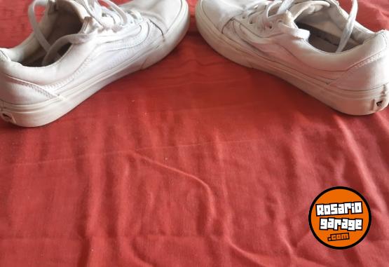 Indumentaria - Zapatillas Femeninas Vans Originales Talle 36 Como nuevas - En Venta