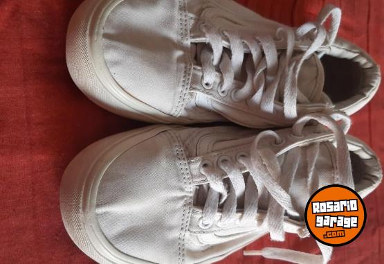Indumentaria - Zapatillas Femeninas Vans Originales Talle 36 Como nuevas - En Venta
